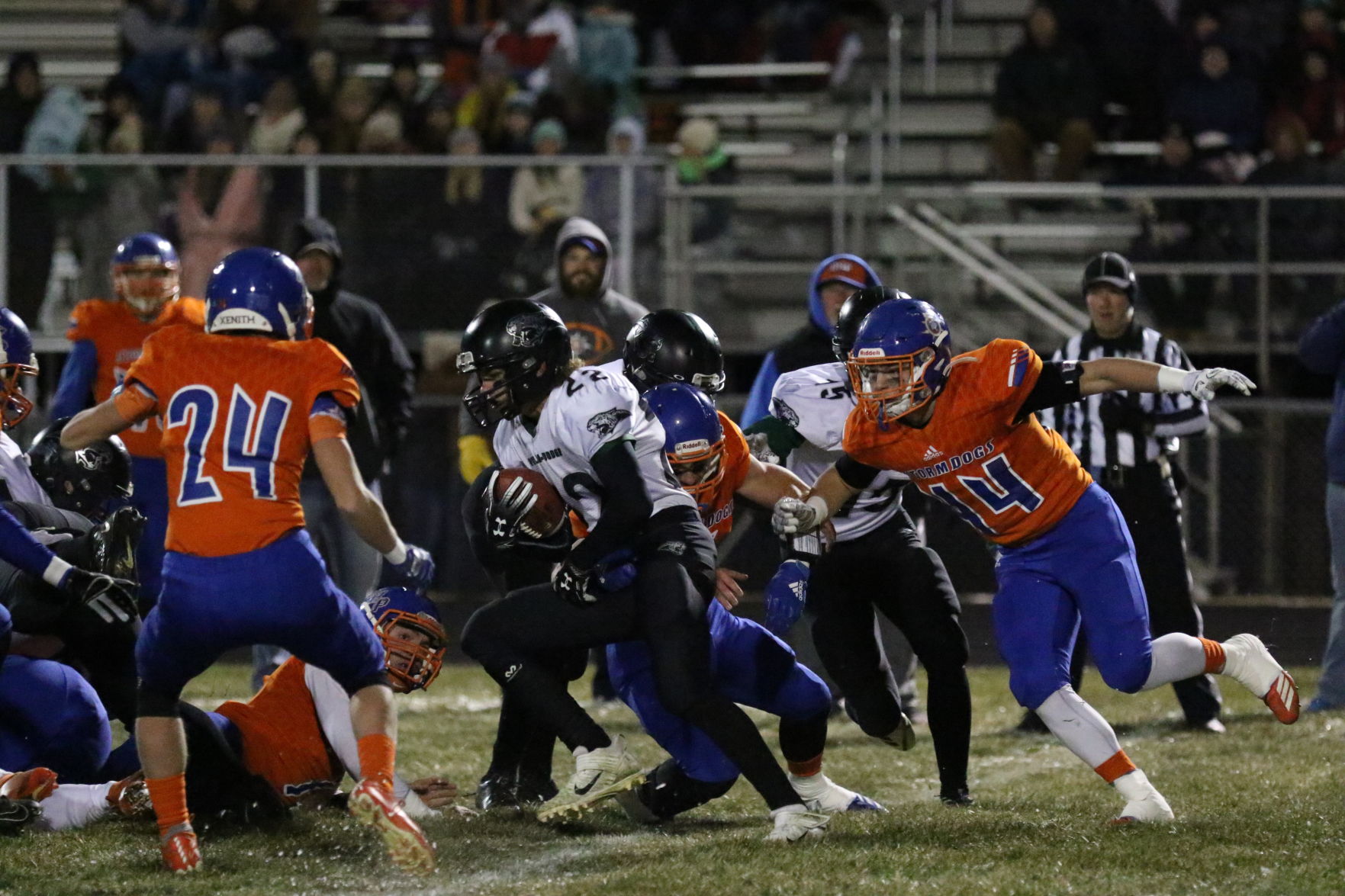 Osceola-High Plains vs. Howells-Dodge football 3.JPG